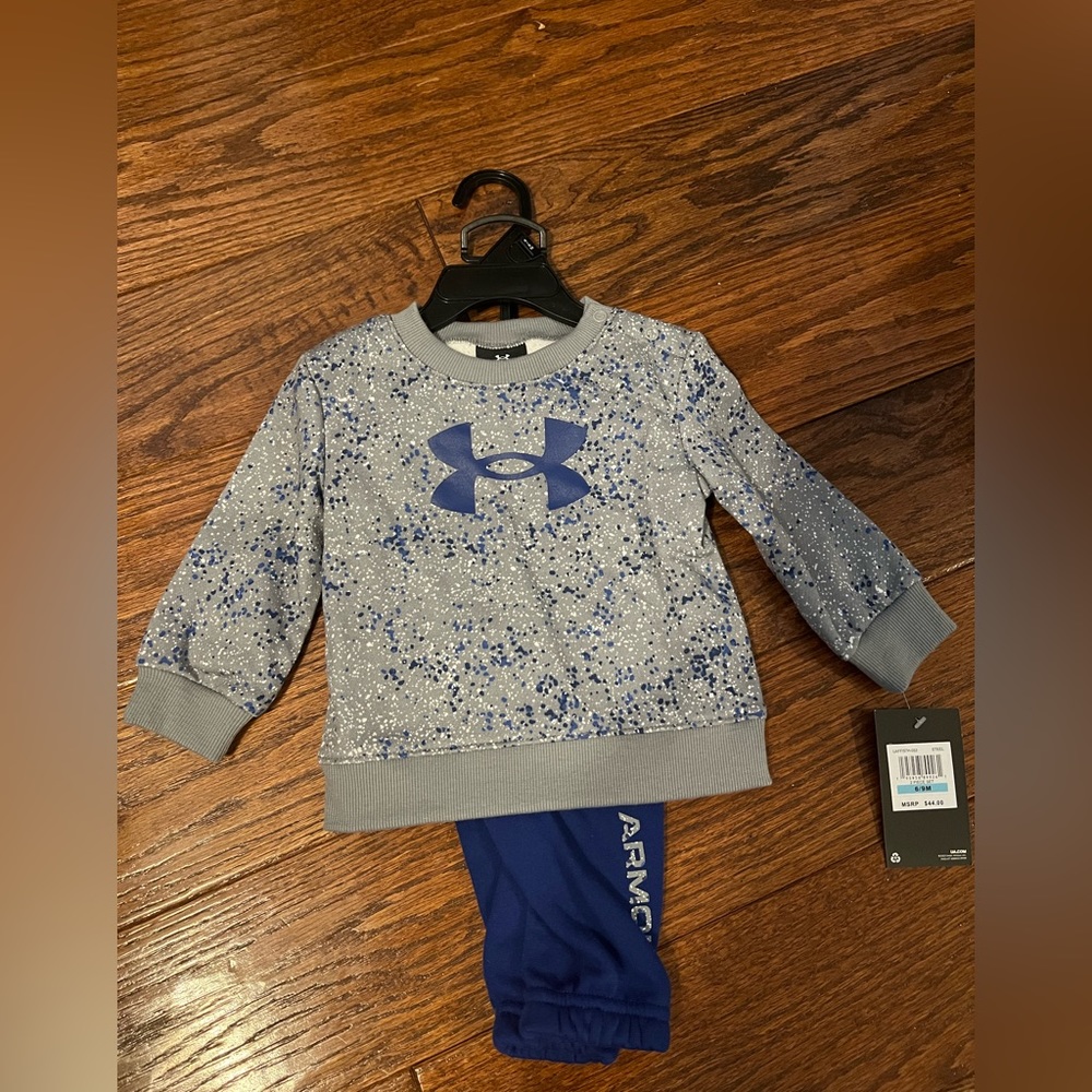 Brand NWT size 6-9 months Under Armour matching set.